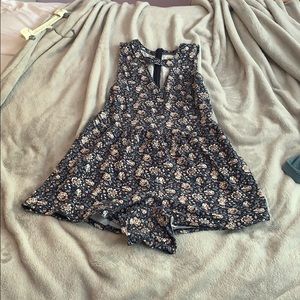 Hollister romper💖